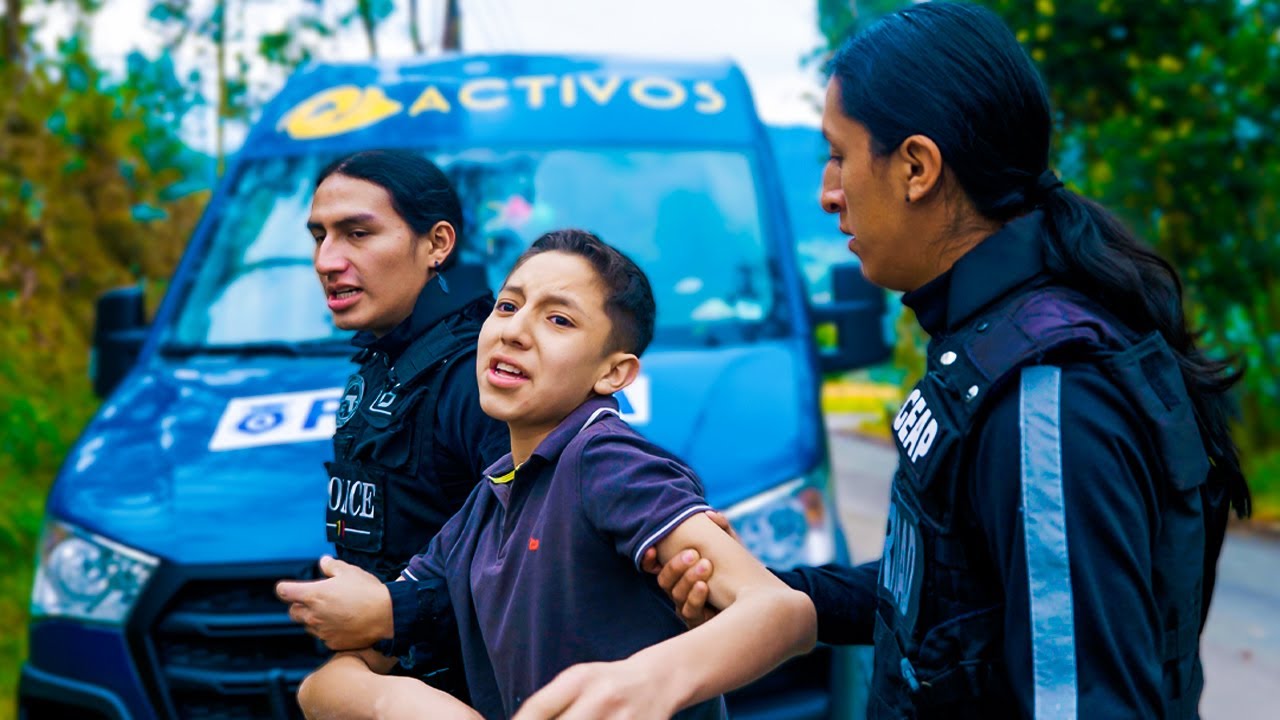 Para salvar a su hijo mayor culpó al menor, sin imaginar que sería su peor error