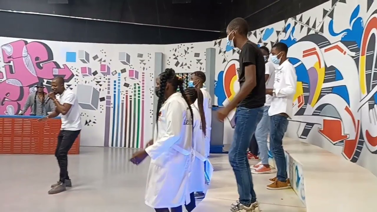 SM Nambalo  no programa 