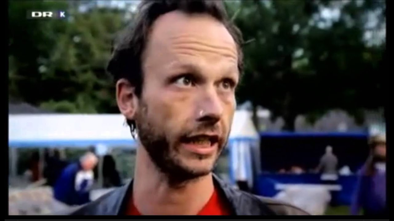 En stor folkekunster  / John Mogensen
