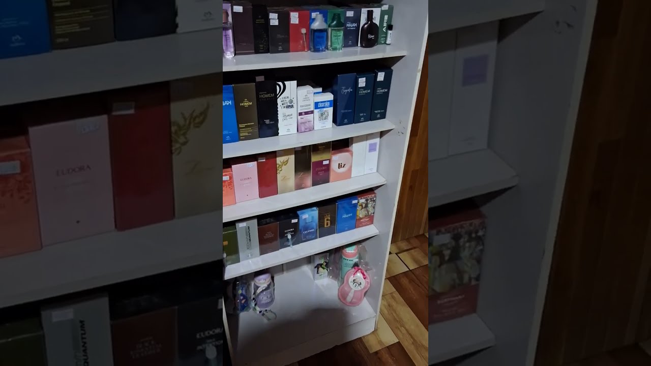 Minha loja na minha sala organizada atualmente 