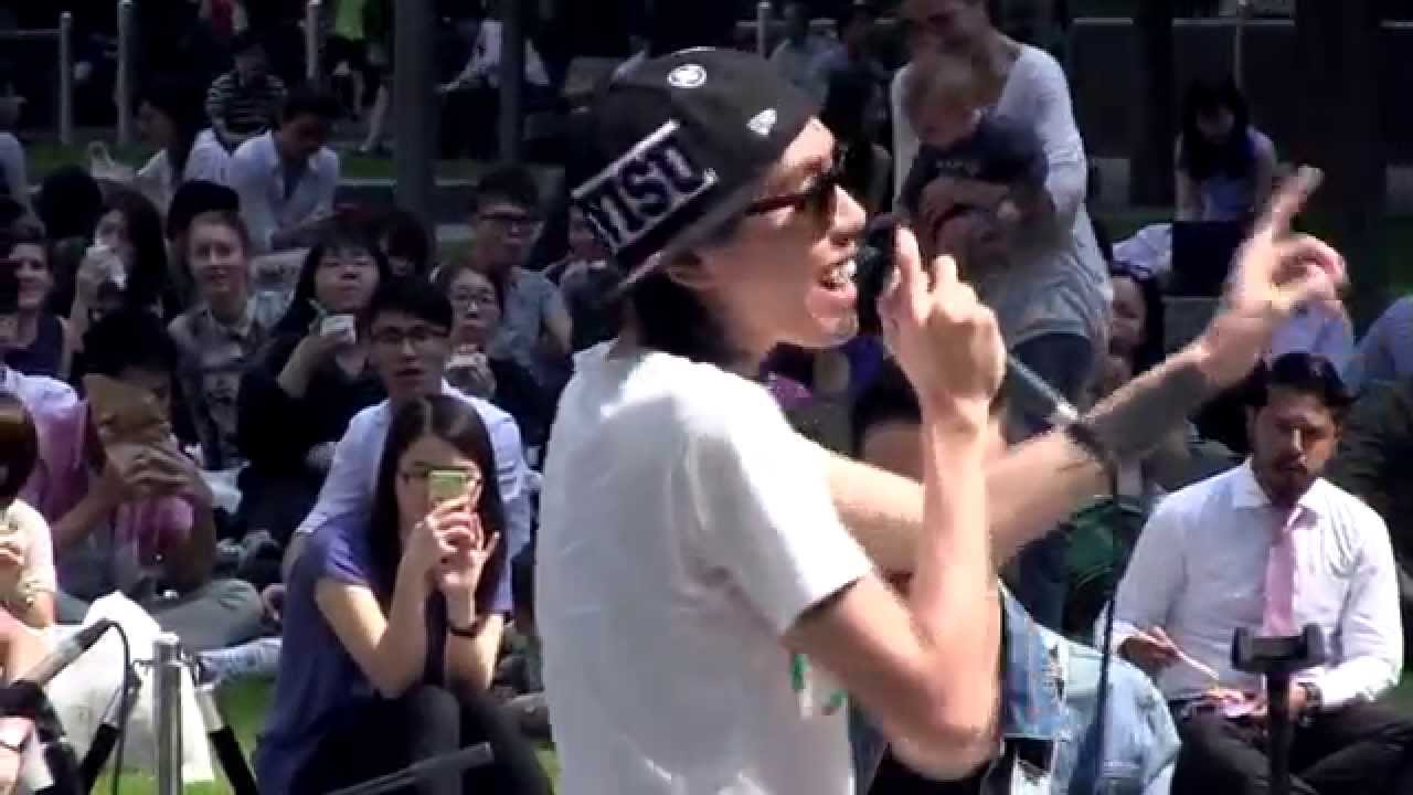 觸執毛Chochukmo 唱中文歌(佢話) - Music @ Via Fiori 15.10.2015