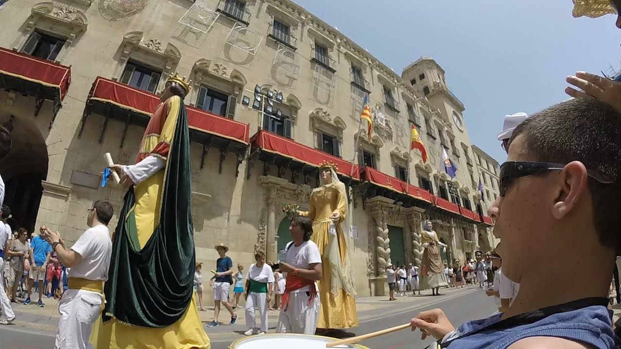 Nanos i Gegants (Gigantes y Cabezudos) de Alicante