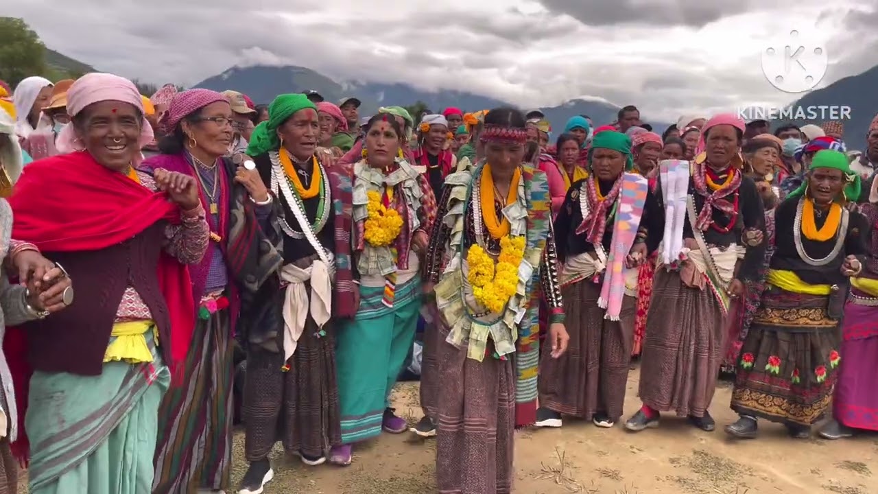 यक पटक हेर्नै पर्ने ।। हुम्ला साउन पुणिमा मेला मा ।। कालिकोट V/S हुम्ला को घम्सा घम्सि देउडा ।।