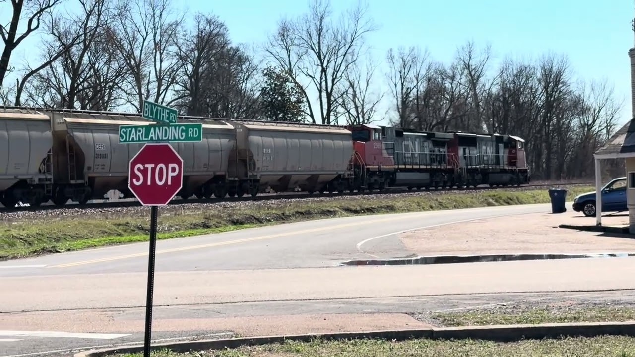 CN Grain Train 1 Lake Cormorant MS