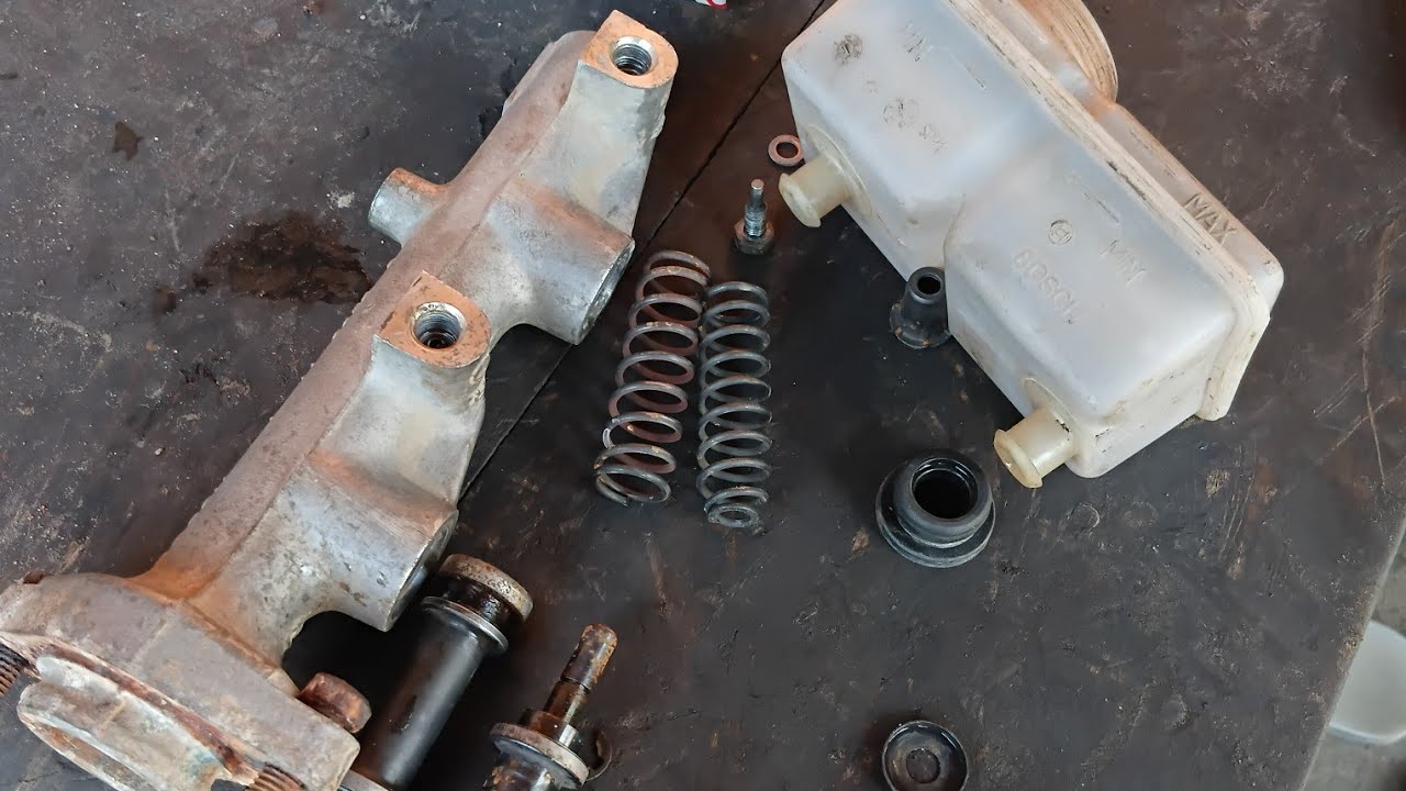 Auto pyaazon ka master cylinder, baukt fithi.