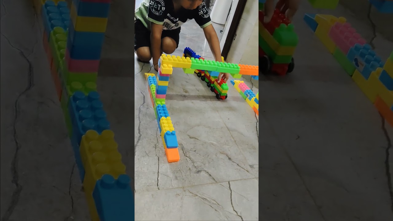 Building blocks train and bridge 🚃🚂🚂🚃🚃#geetamadhav #buildingblocks