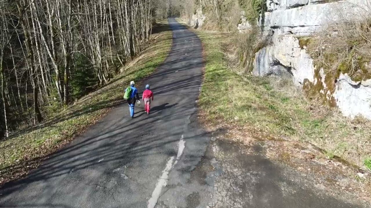 traversée speleo de la grotte du crucifix