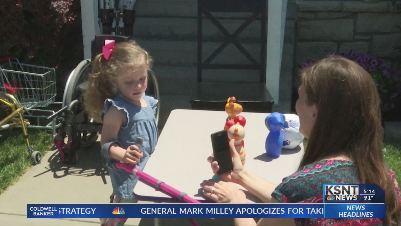 Manhattan girl with spina bifida gets virtual physical therapy