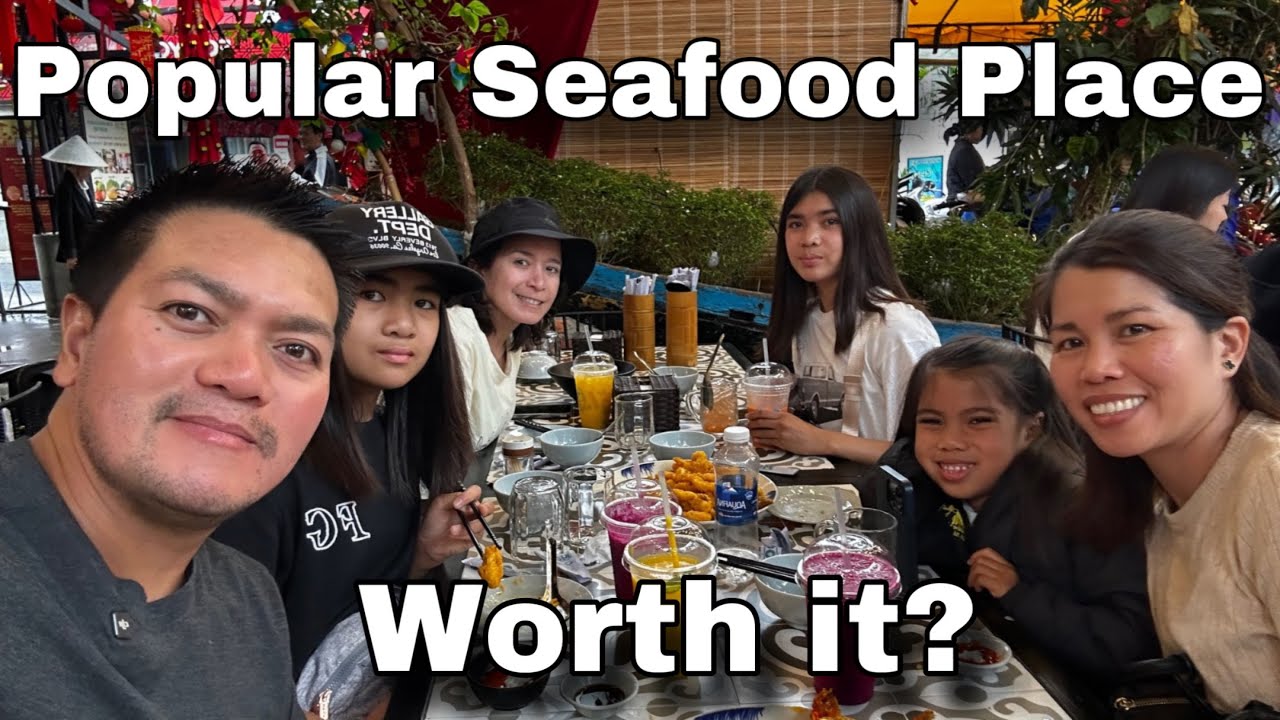 Da Nang’s Viral Seafood Restaurant – Overrated or Amazing?