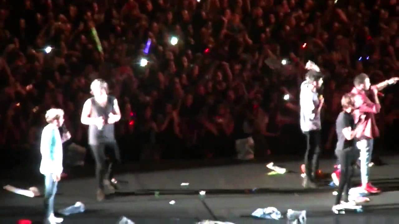 One Direction Where We Are Tour 2014 en Argentina 3 de Mayo en el Estadio Velez Sarsfield
