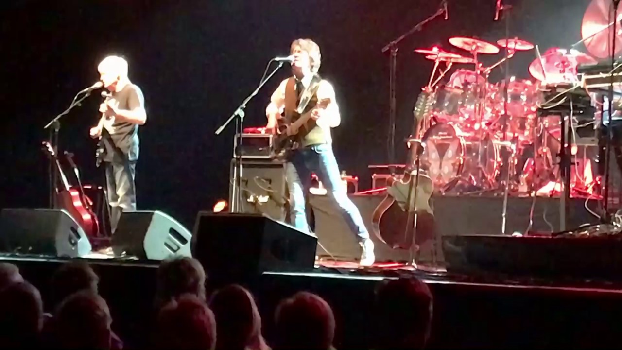Cheap the Bullet - John Lees' Barclay James Harvest - Munich 2017