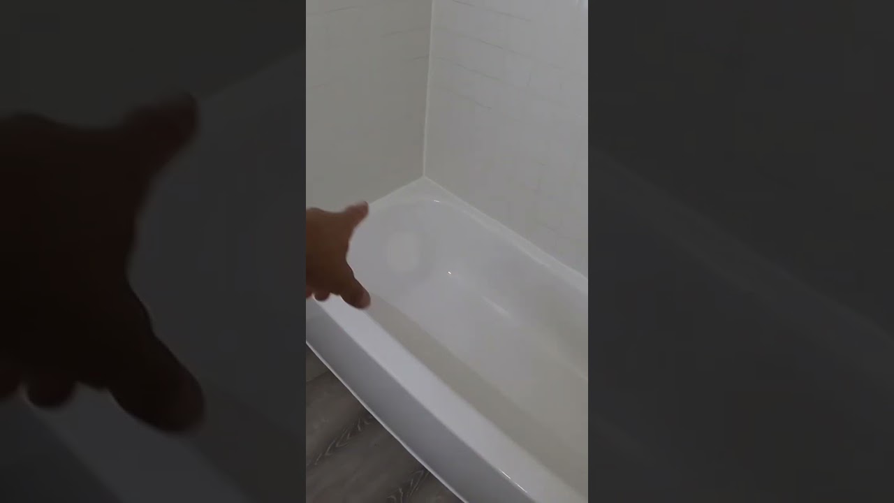 TUB 🛀 Bullet Hole Update #bathtub #handyman #plumbing #diy #propertyinvestment