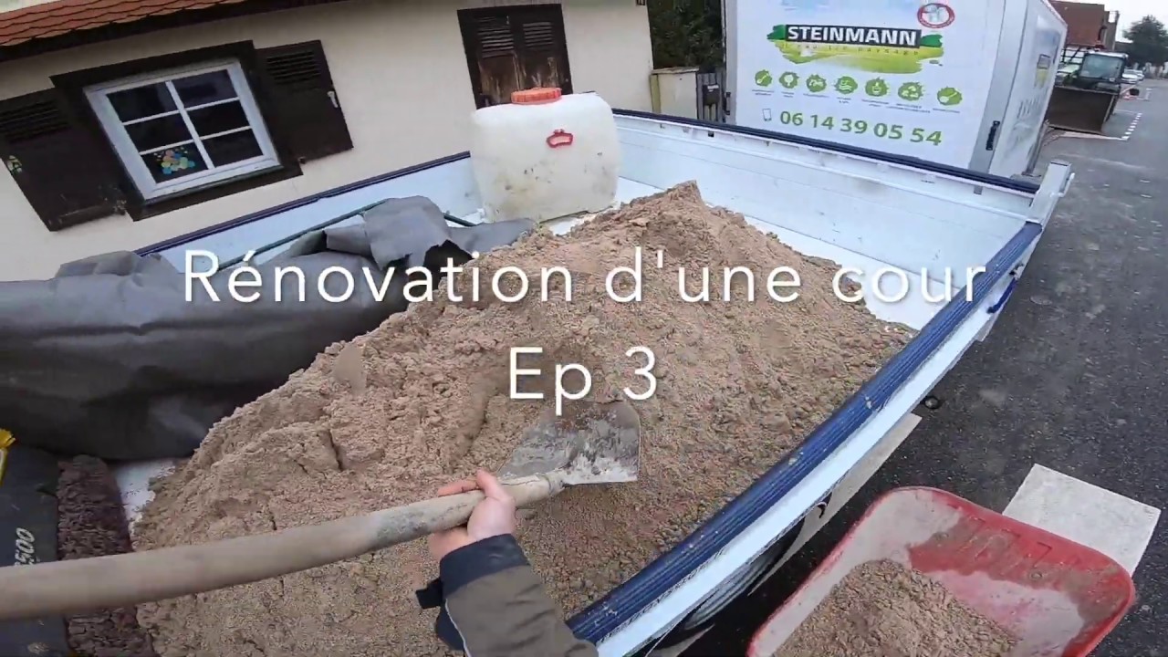 Rénovation d'une cour // Ep 3 : Empierrement et pose de marche-bloc