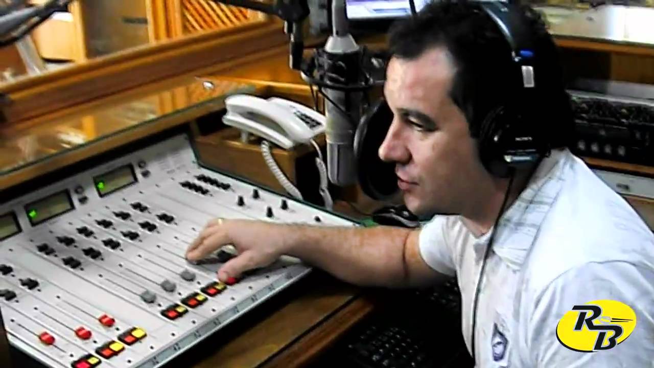 Rogério Balla Locutor Rádio Tupã (97,7 FM)