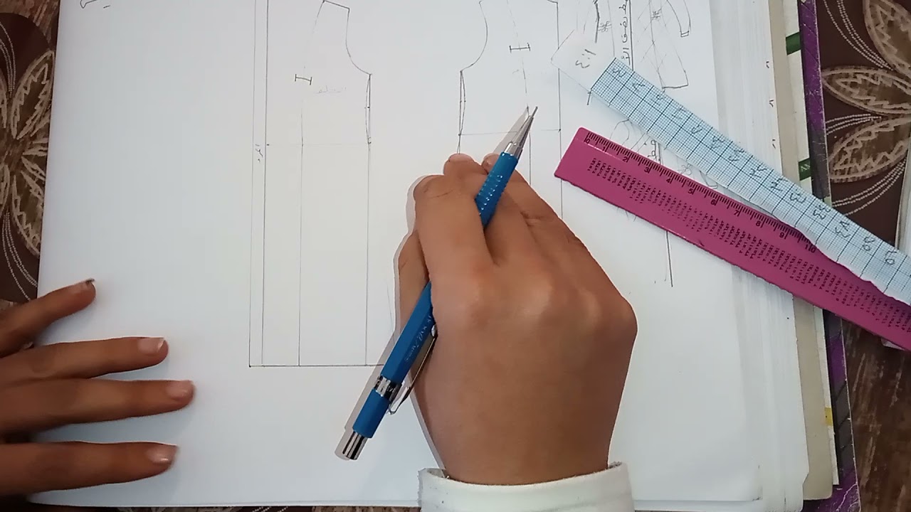مراجعة#رسم فني # الصف الثاني # تخصص الملابس جاهزه # علي احد الموديلات