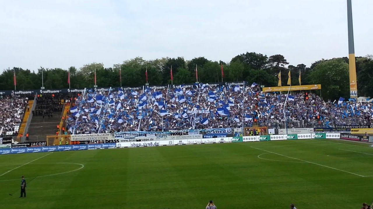 SV Darmstadt 98 - FC St. Pauli; AUFSTIEG ´s Aufstellung + Einlauf der Mannschaft