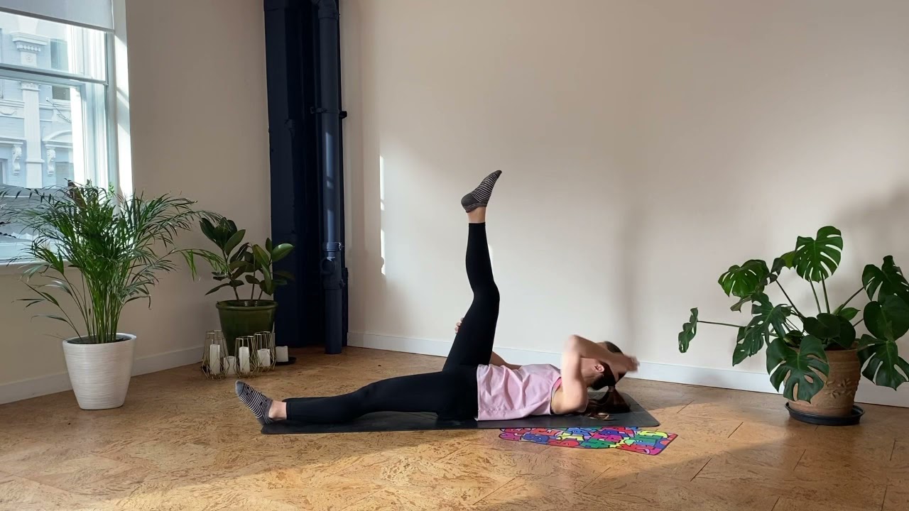Pilates for Stress Relief // 20 Minutes Restorative Movement