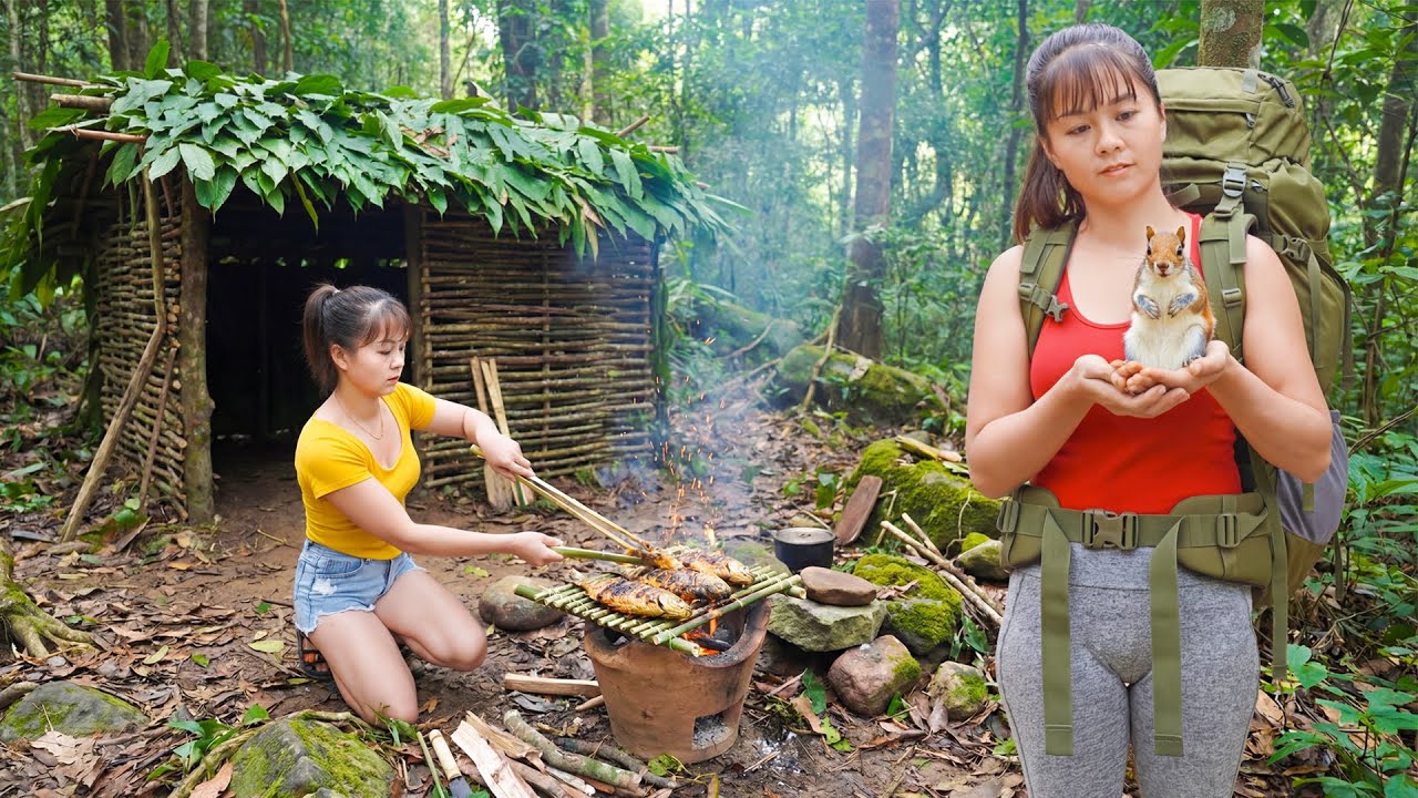 Solo Bushcraft Survival: Building a Temporary Shelter in the Wild, Grill Fresh Fish - Survival Alone