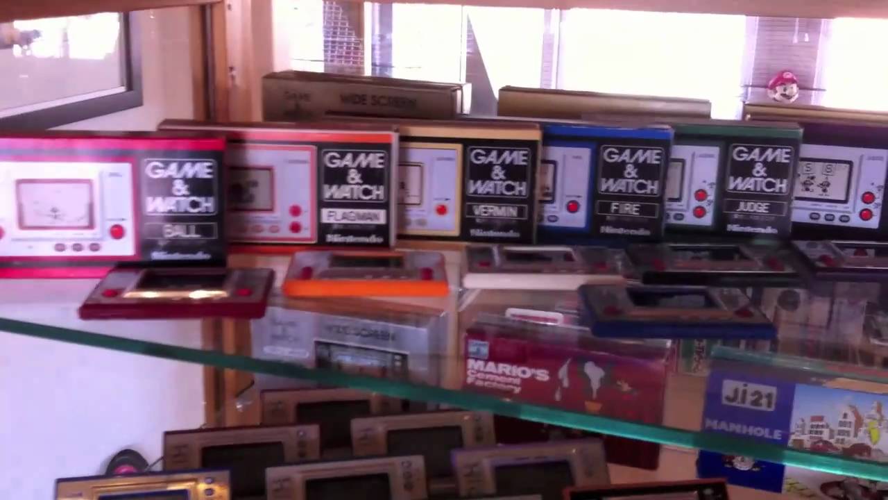 Erik's Attic - Video Game Room - Nintendo Vintage Retro Cool