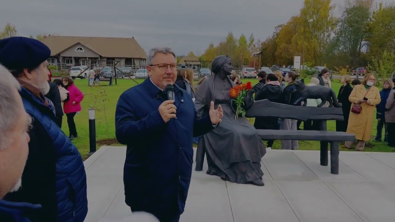 Открытие памятника Яковлевой Арине Родионовне