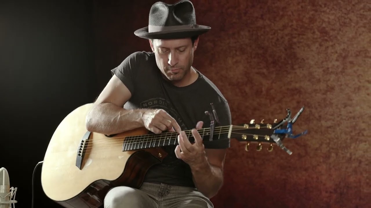 Trace Bundy Performs 