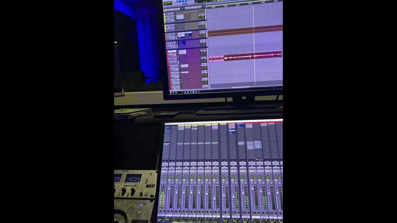 X- Zazazazazazacinam sie | prod_wrobel