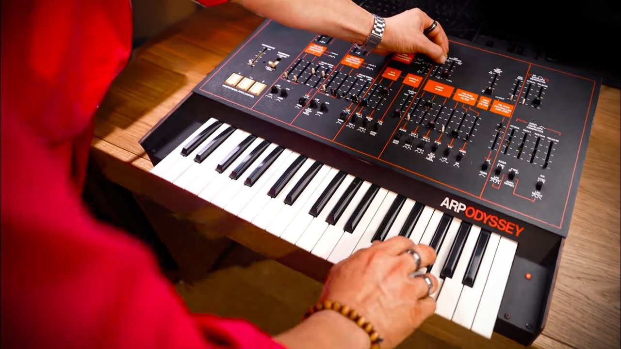 Синтезатор ARP Odyssey (1978) в действии
