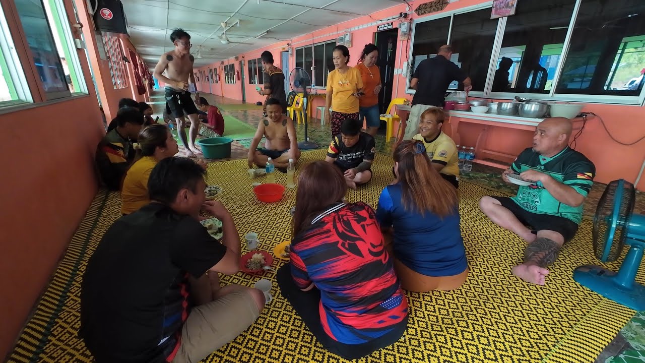 SUASANA RUMAH PANJANG IBAN PEDALAMAN // TR SANDHA ULU MUSAH KATIBAS,SONG //