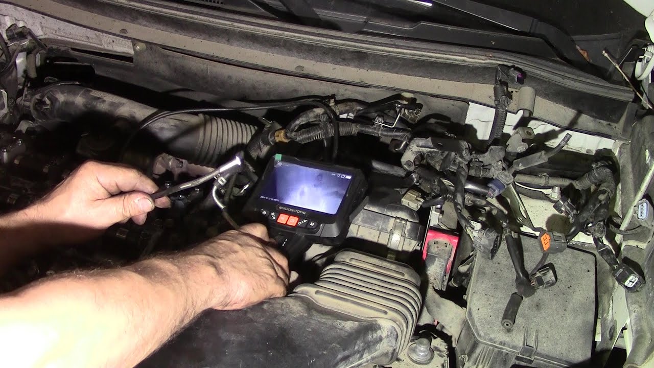 Mitsubishi мотор 4N14 Часть 2  проверяем гнутость клапанов