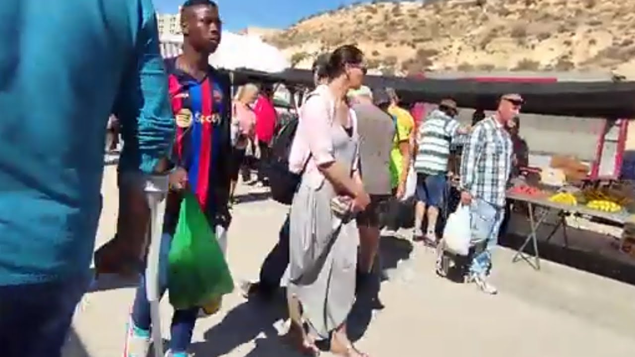 beautiful Sunday Market in Mazarr&oacute;n