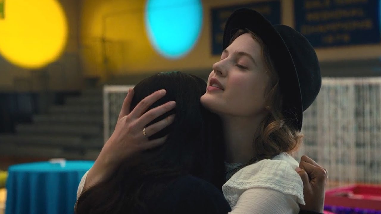 Emma & Alyssa (THE PROM) | Su historia | Película Lésbica