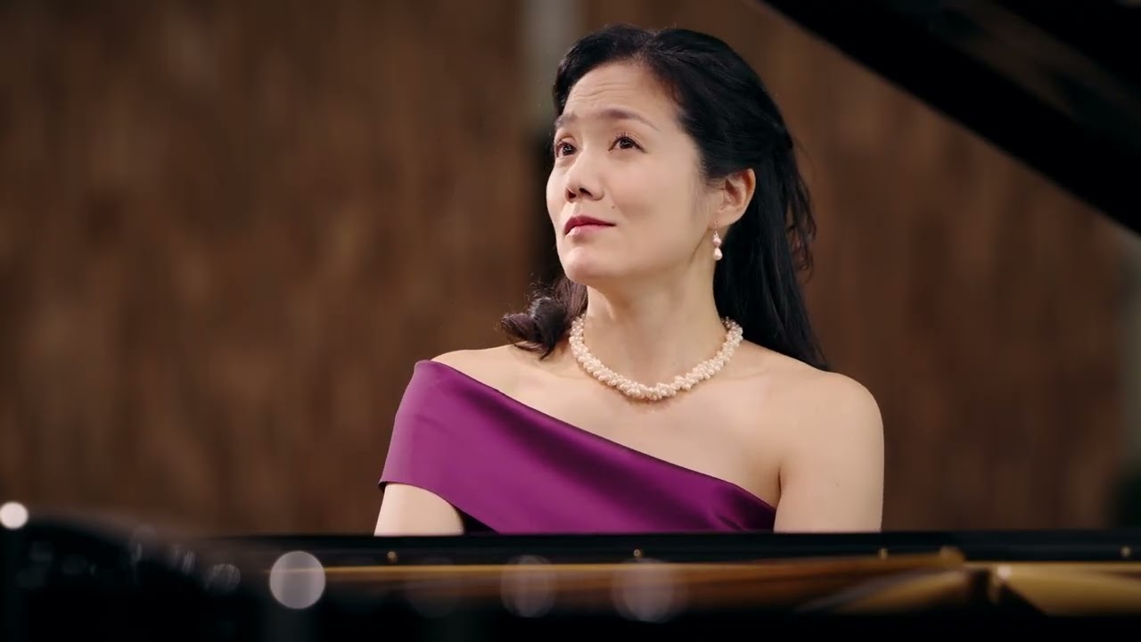 河村尚子最愛のシューマン「献呈」をクララ・シューマンの編曲版で全曲演奏