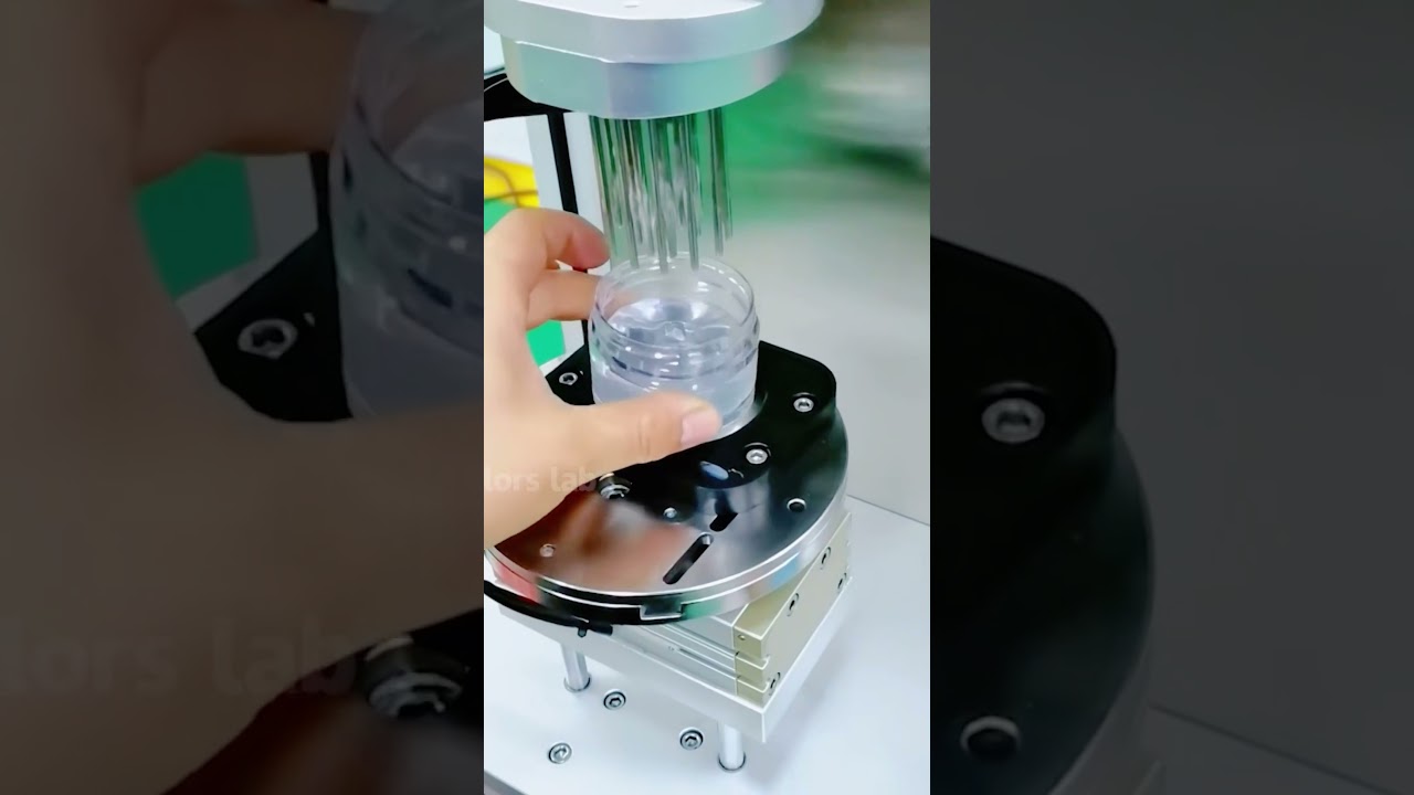 #smallbusiness #factoryproducts #wholesalemakeup #machine #makeup #cosmeticsfactory