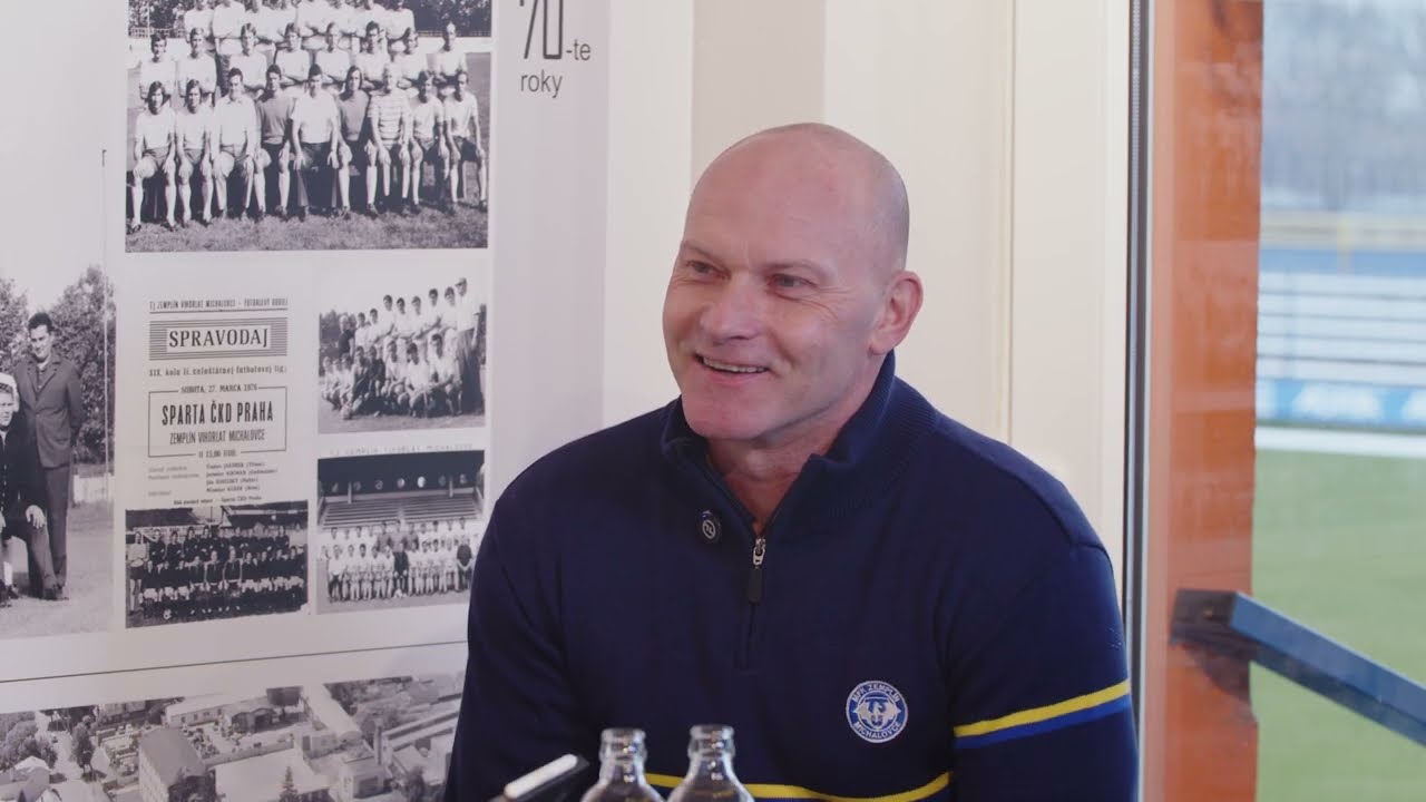 🎙️ DNES BEZ LOPTY – Tréner Anton Šoltis otvorene o futbale bez klišé