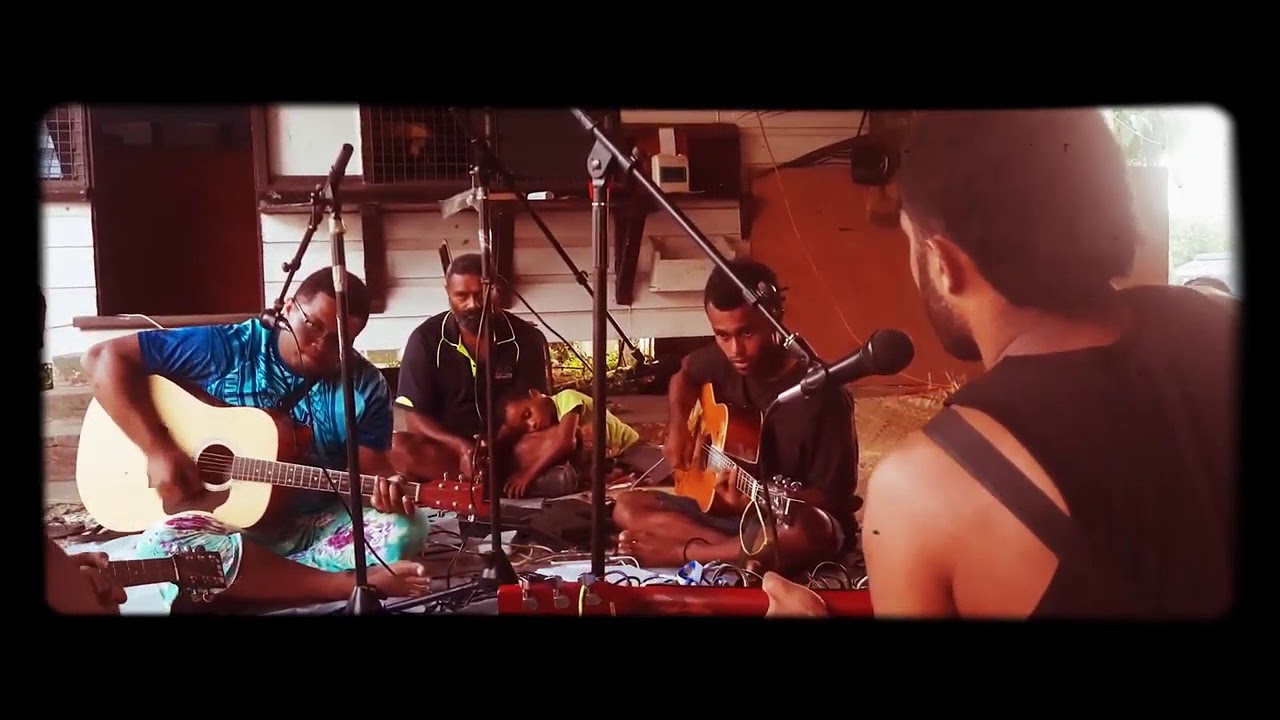 CAKAU KEI LOMAI - YALEI COVER/ISA NOQU DAULOMANI