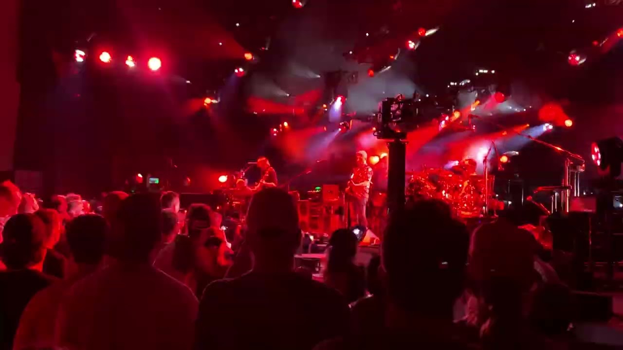 Phish SPAC 7/25/25 Walls of the Cave