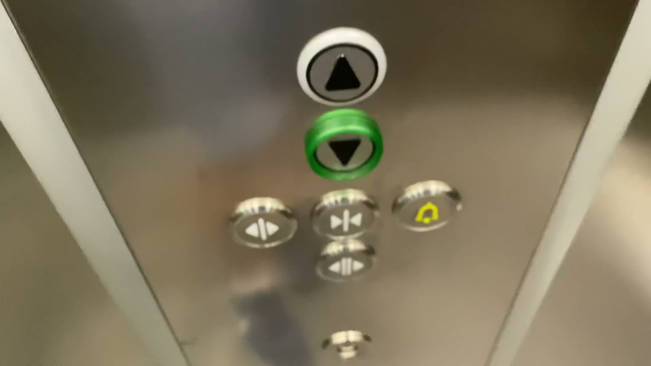 2007 Kone MX06 Monospace Modernised By 2014 Kone Lift @ Hugo Boss Bicester Village
