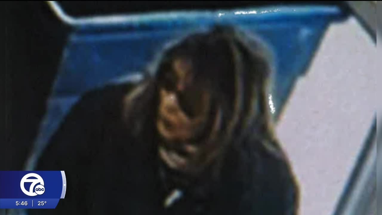 Chelsea police looking for woman who donated an apparent human skull at Goodwill
