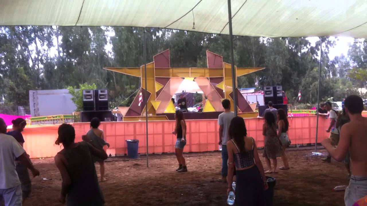 Messy Mass(DJ/Live) - Groove Secret Chamber Stage - NeverLand Festival 20/9/13- Israel