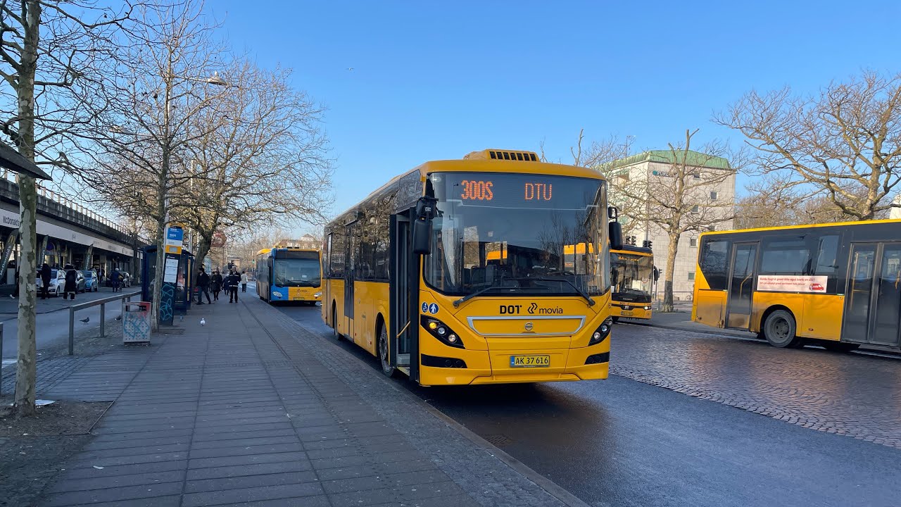 "Volvo B8RLE-60 Wroclaw 8900LE" 4x2 6253 (ZF Ecolife) Linje 300S kører mod Lyngby St.