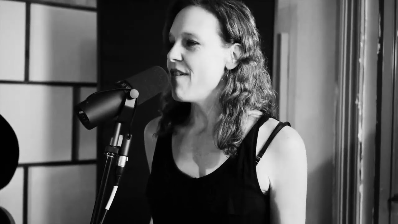 Paula Meijide y Pocho Sabogal -  Hard times