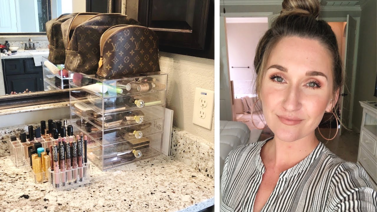 MAKEUP DECLUTTER!\\ENTIRE MAKEUP COLLECTION DECLUTTER