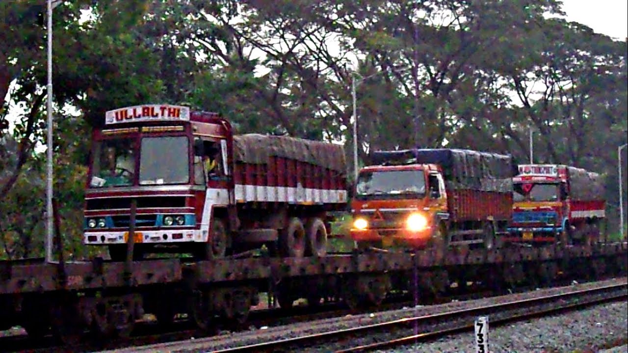 Loading Trucks On A Train | Konkan Railway's RORO Freight Train