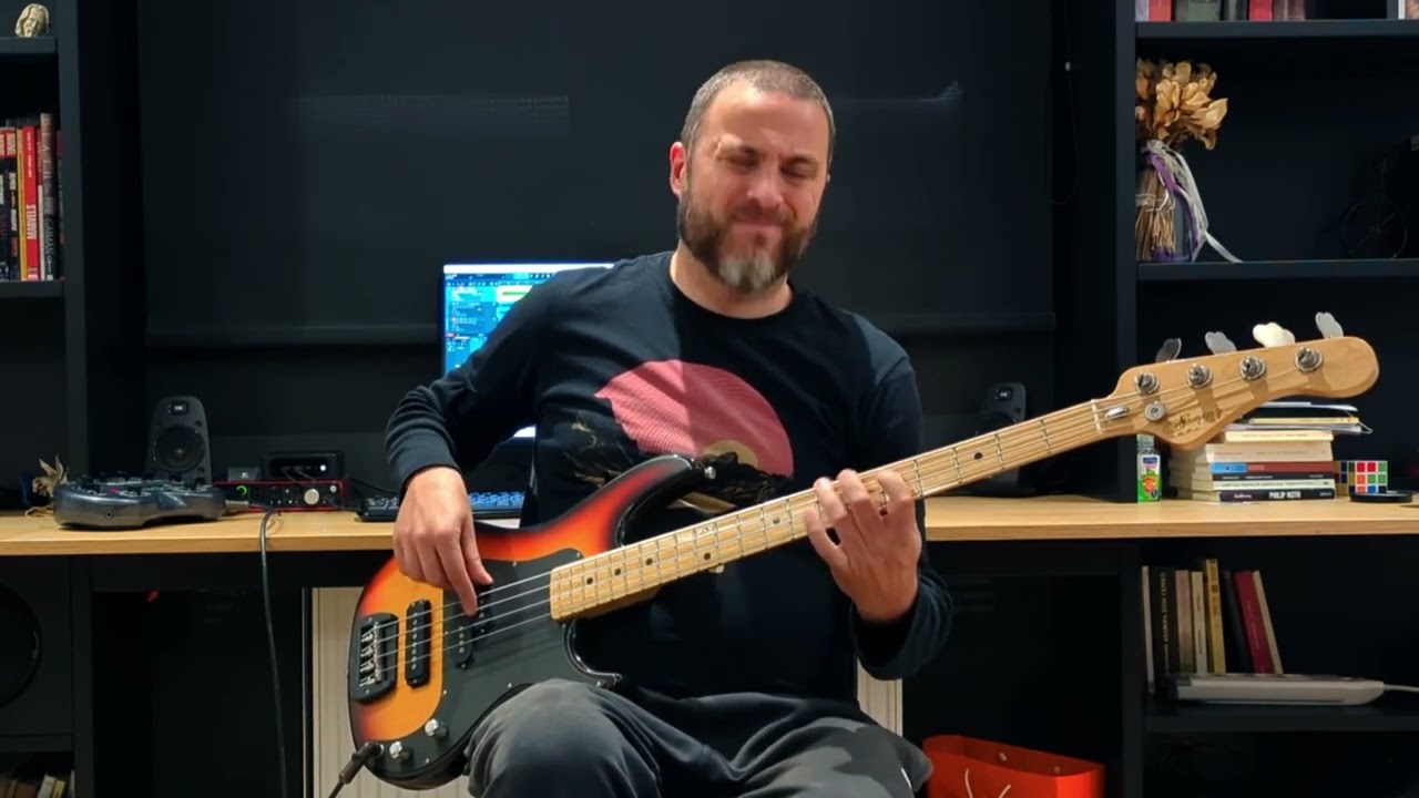 Stevie Ray Vaughn - Scuttle Buttin' - Bass Cover (G&L SB-2)