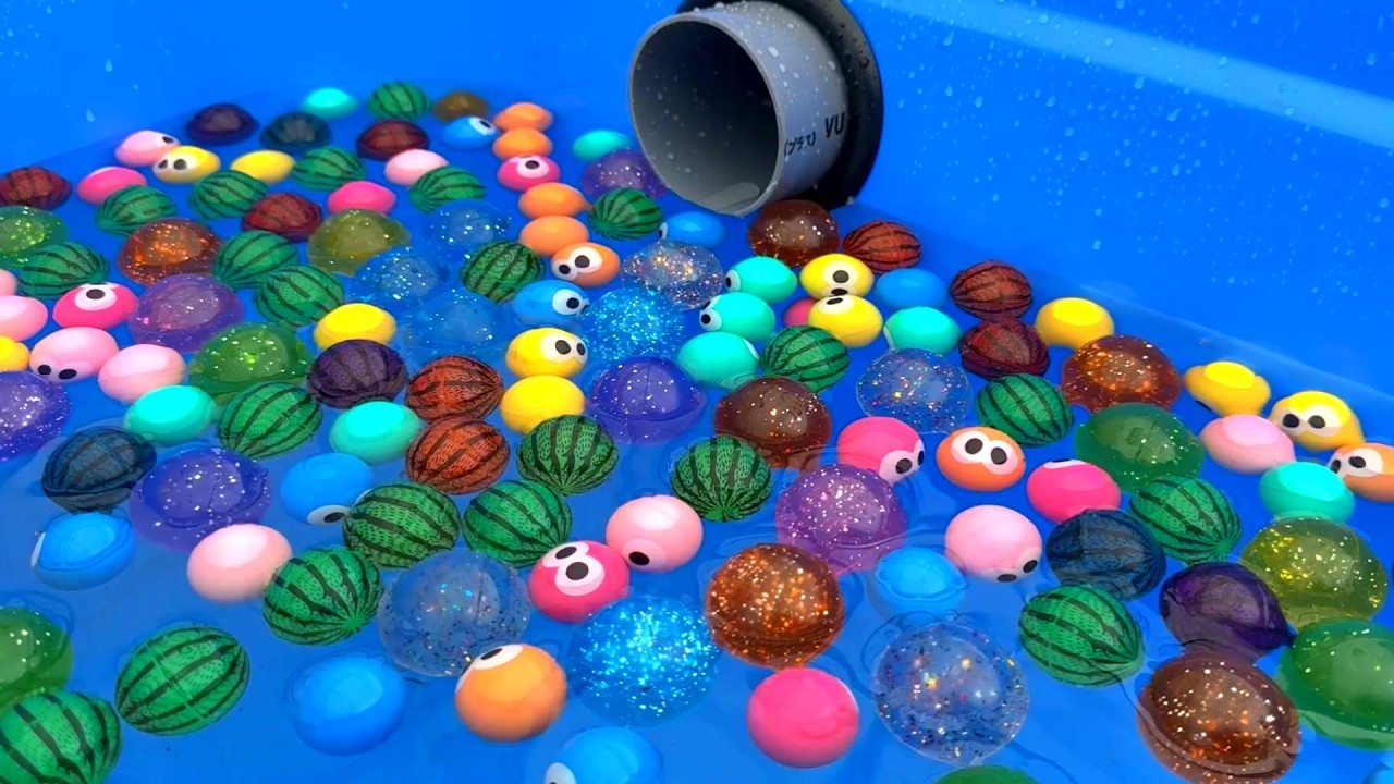 Water Marble Run ☆ Lots of tiny super balls