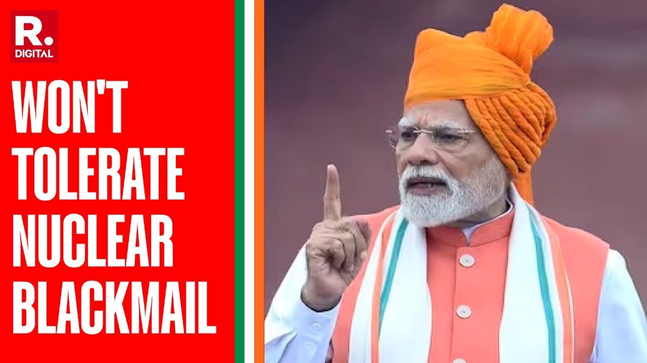 PM Narendra Modi Shuts Pakistan, Asim Munir's 'Nuclear Threats' | Independence Day Speech