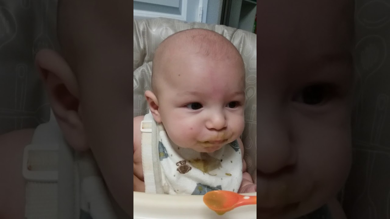 Baby Bobby's first green beans
