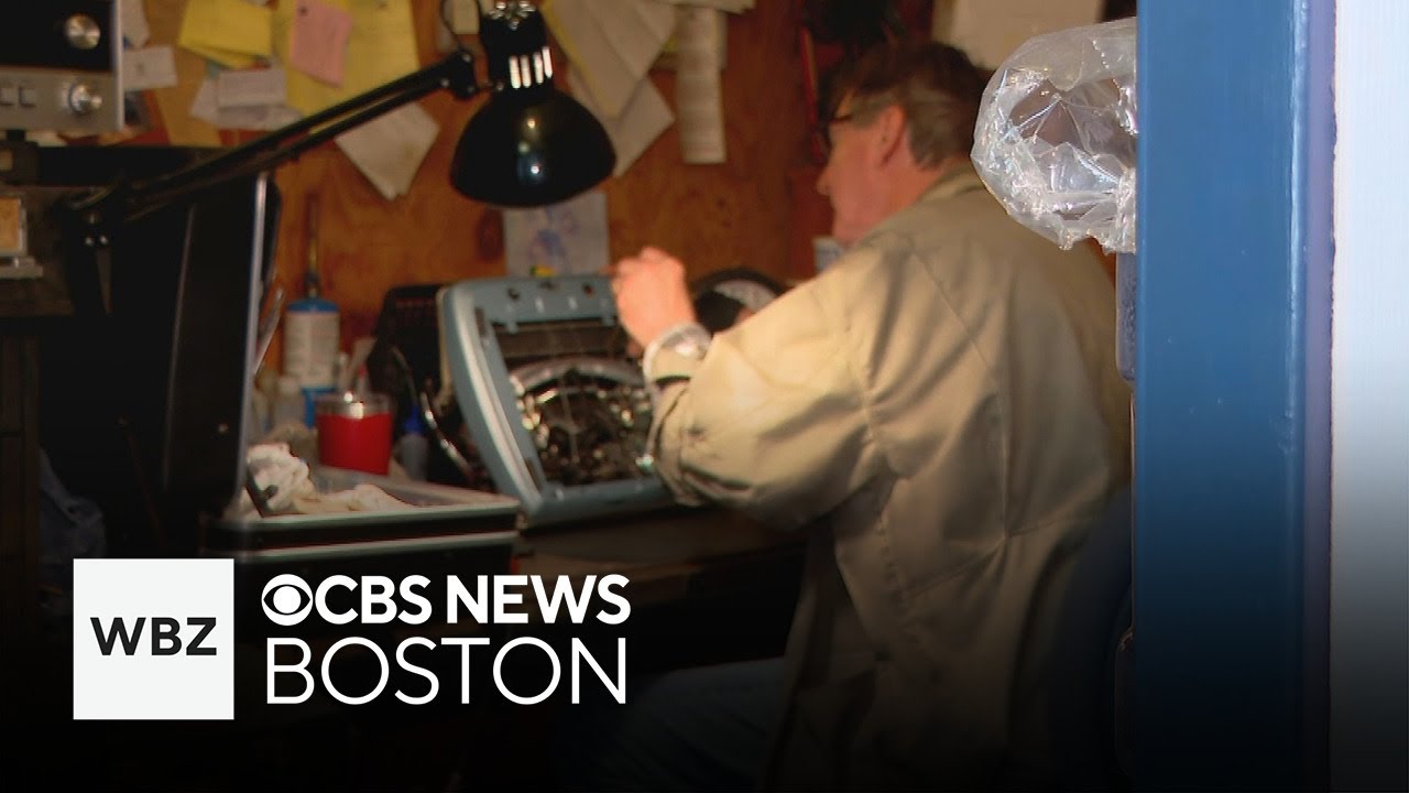 Massachusetts typewriter repair shop closes