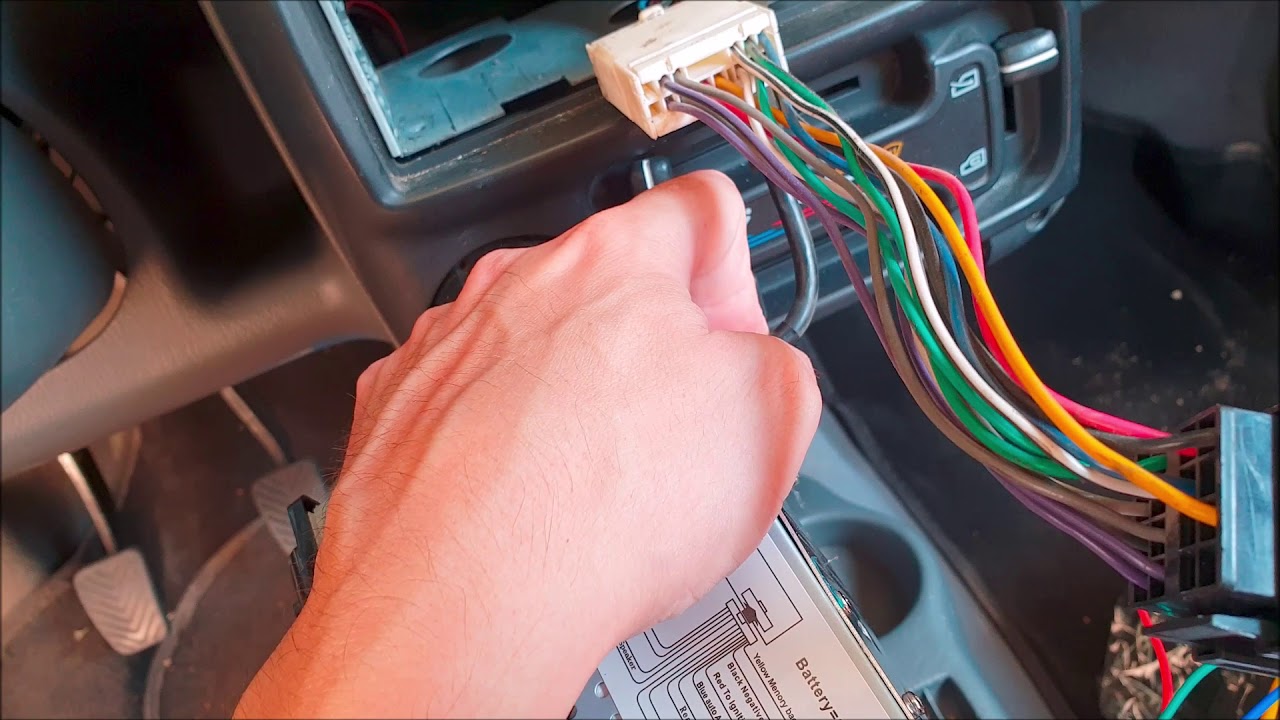 Hyundai Atos radio explodes funny