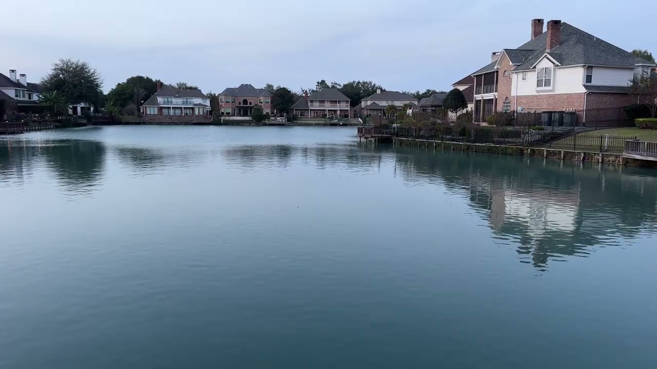 Relaxing Lake Views 🌊 Calm Nature Sounds for Stress Relief & Deep Relaxation